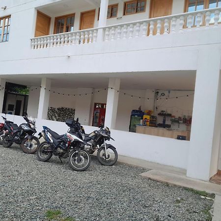 Hotel Santa Fe Del Parque Santa Fe de Antioquia Zewnętrze zdjęcie